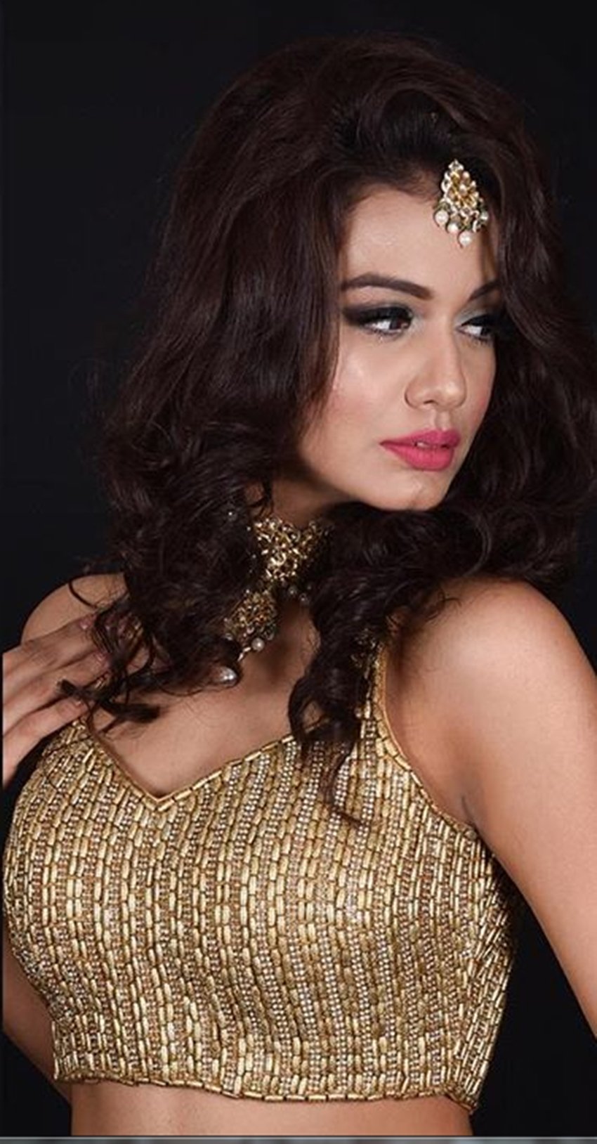 Divya Agarwal, model Divya Agarwal, Bigg Boss 11, Bigg Boss 11 contestant Priyank Sharma, priyank sharma, priyank sharma’s ex-girlfriend divya, bigg boss 11, Splitsvilla season 10, Splitsvilla season 10 contestant Divya Agarwal, Divya Agarwal hot photos, Divya Agarwal photos, Divya Agarwal, Shilpa Shetty, Ileana D’Cruz entertainment, jansattta