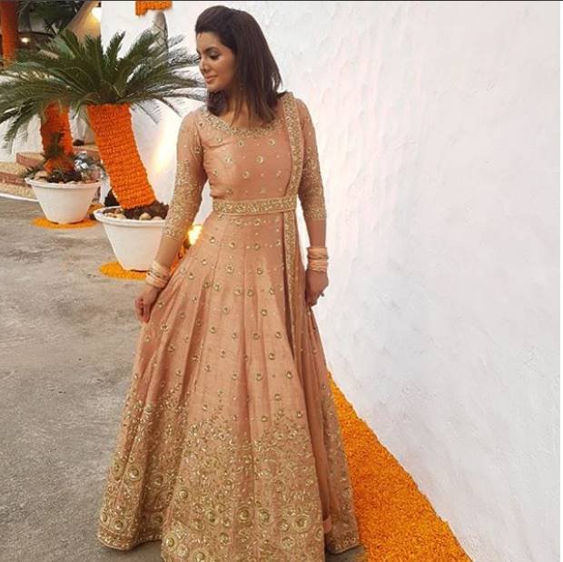 Harbhajan Singh and wife Geeta Basra, Geeta basra latest photos, Geeta Basra Attend marriage, Bhajji's Wife geeta basra, Actress geeta basra