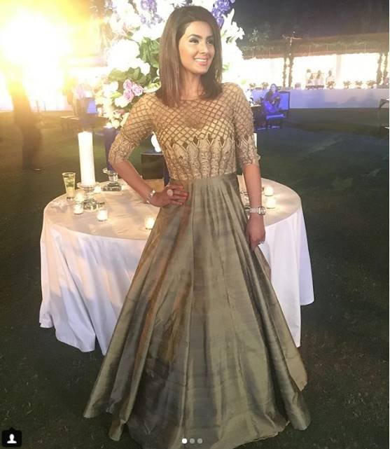 Harbhajan Singh and wife Geeta Basra, Geeta basra latest photos, Geeta Basra Attend marriage, Bhajji's Wife geeta basra, Actress geeta basra