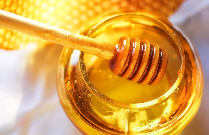 honey, honey benefits in hindi, honey benefits for eyes in hindi, eye problems in hindi, how to treat eye infection in hindi, how to treat eye pain at home in hindi, how to treat eye problems naturally in hindi, honey treatment for eyes in hindi, honey home remedies in hindi, vision problems, dry eyes, eye pain, tired eyes, health news in hindi, jansatta honey, honey benefits in hindi, honey benefits for eyes in hindi, eye problems in hindi, how to treat eye infection in hindi, how to treat eye pain at home in hindi, how to treat eye problems naturally in hindi, honey treatment for eyes in hindi, honey home remedies in hindi, vision problems, dry eyes, eye pain, tired eyes, health news in hindi, jansatta