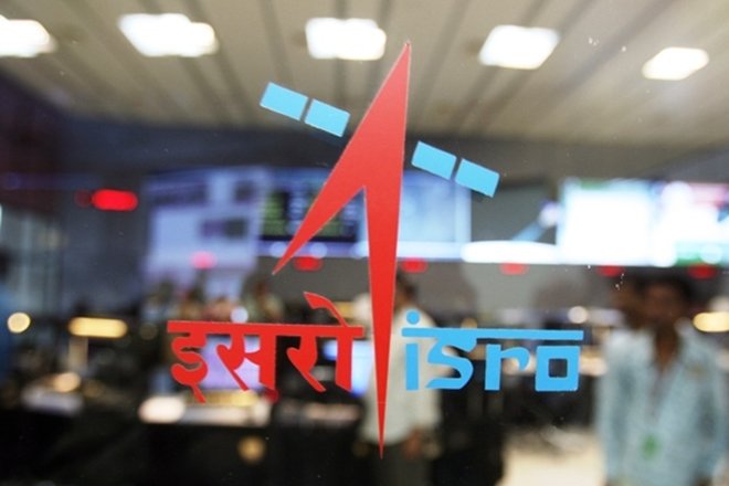 आसमान में कामयाबी की नई इबारत लिखेगा इसरो, अब मिशन चंद्रयान 2 पर काम कर रहा भारत