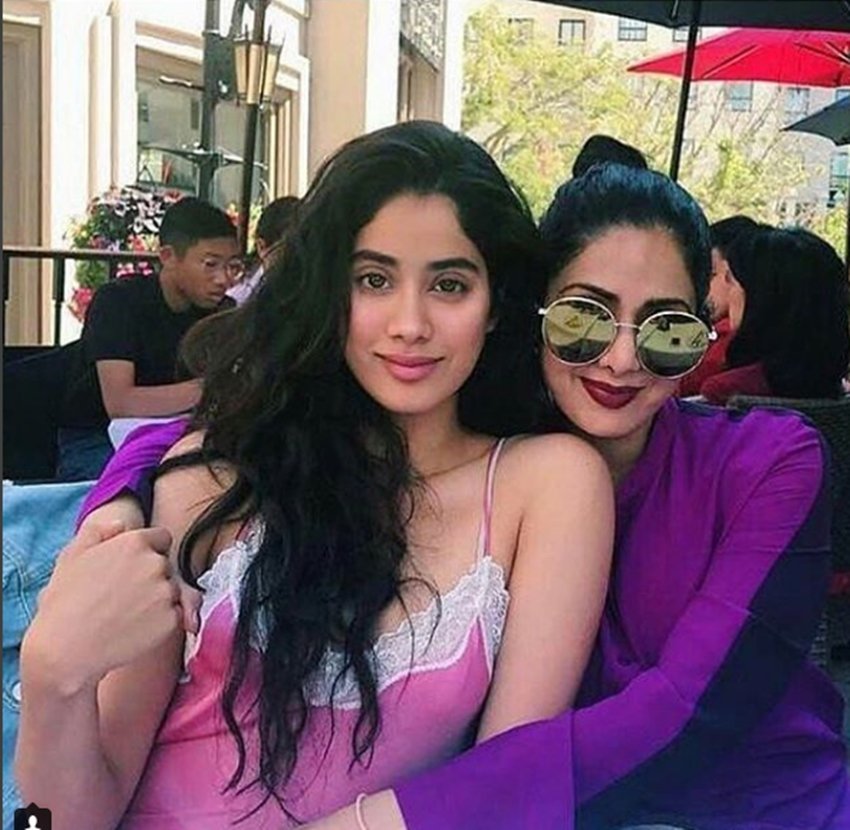 Happy birthday Janhvi Kapoor, sridevi daughter, Janhvi Kapoor, sridevi daughter, sridevi daughter khushi and janhvi kapoor, Cousin Sonam Kapoor, janhvi kapoor Cousin Sonam Kapoor, Sonam Kapoor, reha Kapoor, sridevi, sridevi deth, jhanvi kahpor, entertainment news, bollywood news, television news