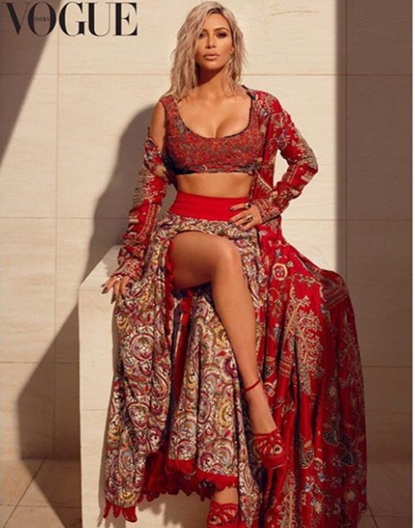 kim kardashian, kim kardashian photo, kim kardashian, kim kardashian bold photo, kim kardashian hot photo, kim kardashian, kim kardashian in saree, kim kardashian in red saree, kim kardashian ndian look, vogue magazine, Sabyasachi, entertainment, jansatta