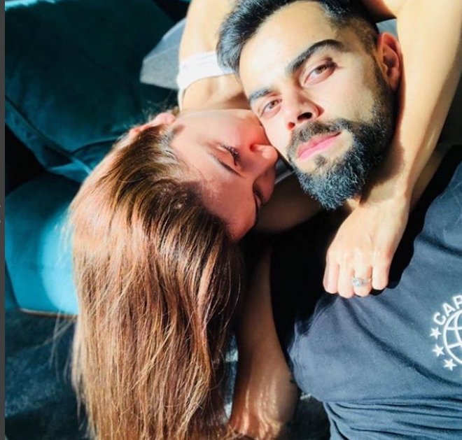 virat kohli,anushka sharma,varun dhawan,anushka sharma pregnant,sui dhaaga,virat kohli twitter,entertainment"