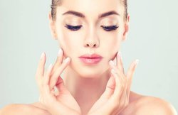 आसानी से मिलने वाली ये पांच घरेलू चीजें बनाती हैं होठों को नम और मुलायम, जानें कैसे करें इस्तेमाल