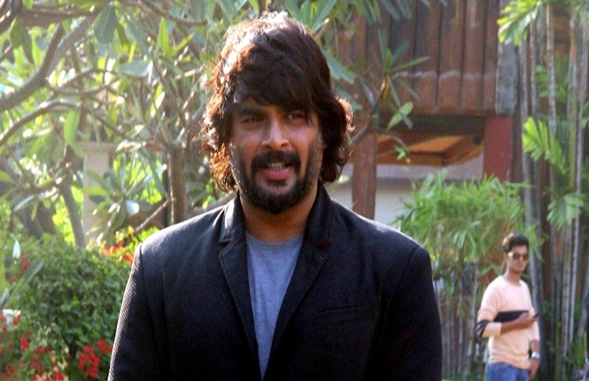 मिथुन- आर. माधवन की मिथुन राशि है। इनका जन्मदिन 1 जून 1970 को हुआ था। ये 47 साल के हो गए हैं।