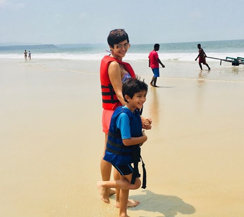 Mandira bedi, mandira bedi on trollers, mandira bedi bikini photo, goa, Mandira bedi movie, Mandira bedi serial, Mandira bedi marrige