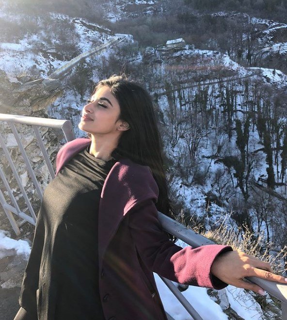 TV actress Mouni Roy, Mouni Roy,Brahmastra, Ayan Mukerji, Ranbir Kapoor, Alia Bhatt, East European country, Devon Ke Dev... Mahadev,Junoon- Aisi Nafrat Toh Kaisa Ishq, Jhalak Dikhhla Jaa, Plovdiv,Bulgaria, Europe,Naagin,gold, akshay kumar