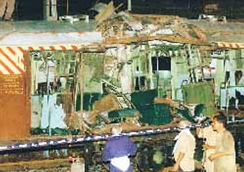 Mumbai bomb blast, Mumbai bomb blast 1993, Mumbai bomb blast pics, Mumbai bomb blast photos, Mumbai bomb blast pictures, Mumbai bomb blasts, Mumbai bomb blast story, Mumbai bomb blasts deaths, Mumbai bomb blast news, 1993 Mumbai bomb blast photos, photo gallery