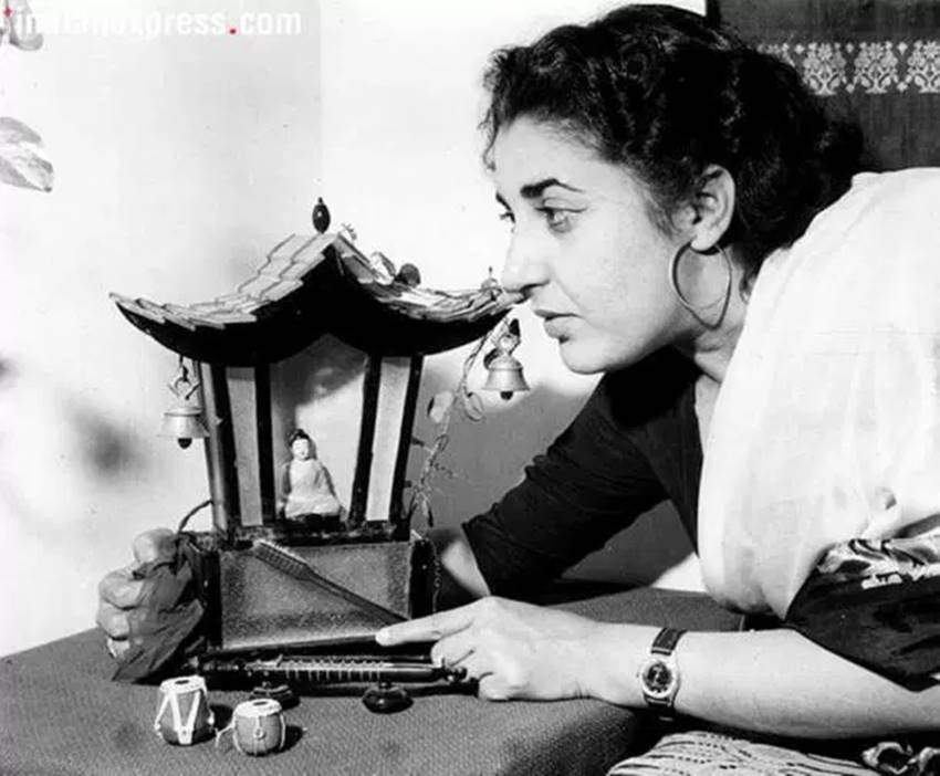 Sridevi, Narendra Jha, Stifen Hokins, Parvati Ghose, Ulhas Bapat, supriya devi, radhika viswanathan, nargis rabadi, Celebrities Dead, Celebrities Dead in india, Celebrities Death, Celebrities Death in 2018, Celebrities Dead in 2018, death, death in 2018, death persons, photo gallery