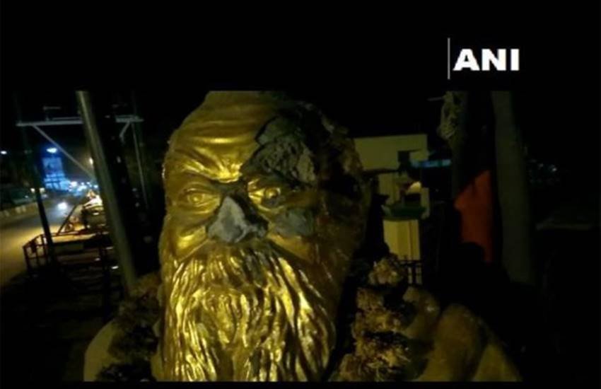 तमिनलाडु में पेरियार की मूर्ति को नुकसान पहुंचाया गया, उसके बाद से ही तनाव का माहौल है। (फोटो सोर्स- एएनआई)