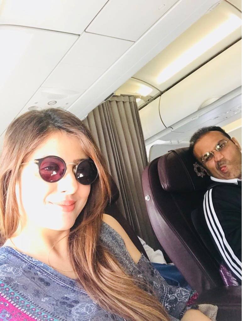 "Cricketer Virender sehwag, Virender sehwag, Aarti Ahlawat, Wife of Virender sehwag, Sehwag and Aarti photo on instagram, Instagram photo, Instagram photo of virender sehwag, Jansatta New