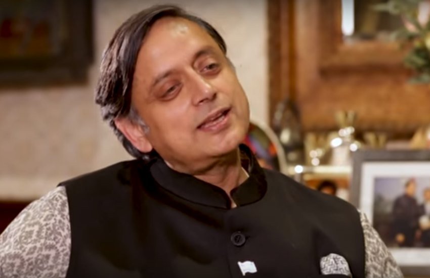 कांग्रेस नेता शशि थरूर। (सोर्स- यूट्यूब के वीडियो से लिया गया स्क्रीनशॉट)