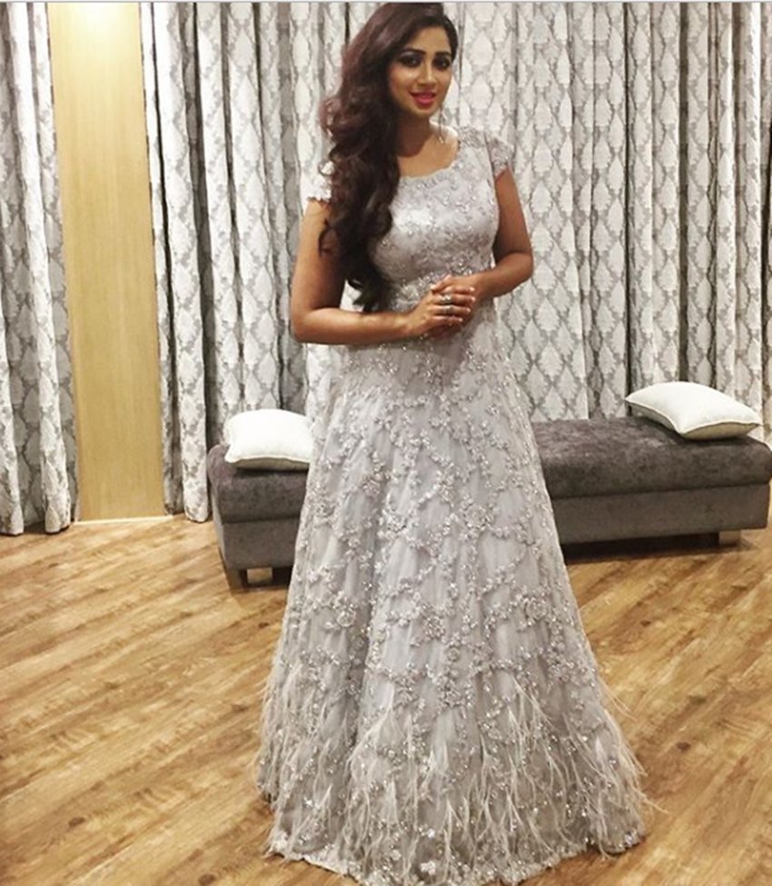 Shreya Ghoshal, Shreya Ghoshal birthday, happy birthday Shreya Ghoshal, Shreya Ghoshal song, Shreya Ghoshal songs, Shreya Ghoshal music, jansatta, entertainment news, bollywood news
