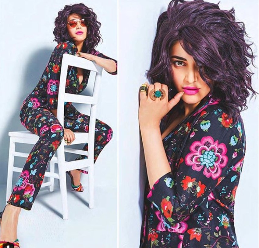 shruti haasan, actress shruti haasan, bollywood actress shruti haasan, south indian actress shruti haasan, shruti haasan photoshoot, shruti haasan photos, shruti haasan bold photos, shruti haasan bold photoshoot, shruti haasan bold avtaar, shruti haasan sizling avtaar, shruti haasan latest photoshoot, shruti haasan hello, Hello Magazine, Shruti Haasan Hot Photoshoot for Hello Magazine, Shruti Haasan Hot photo, Shruti Haasan Hot avtaar, kamal hassan, entertainment, jansatta