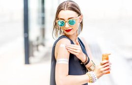 skin, skin care, skin care celebrity tips in hindi, celebrity skin care in hindi, celebrity skin specialist, celebrity skin care tips in hindi, celebrity skin treatments in hindi, how to get skin glow, how to get skin like models, how to get skin like a celebrity, beauty tips in hindi, skin care tips in hindi, jansatta