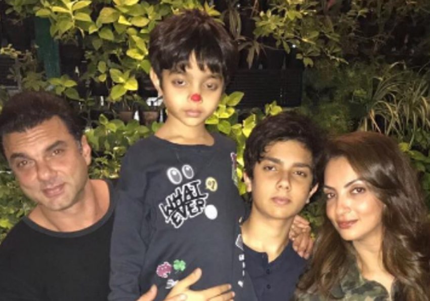 bollywood star, ammir khan, shahrukh khan, sohail khan, tuushar kapoor, sunny leone, serogrecy child, jansatta, bollywood news, entertainment news