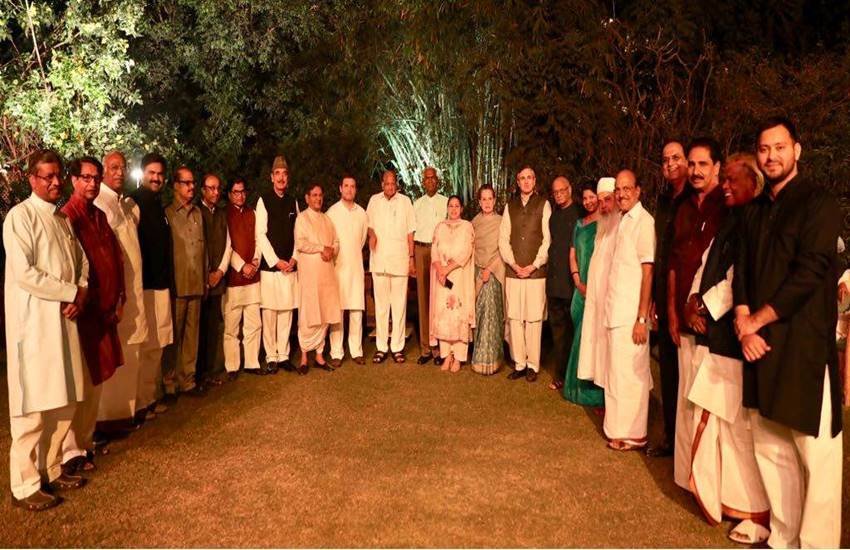 sonia gandhi, sonia gandhi dinner, opposition dinner, congress, rahul gandhi, parliament session, bjp, non-bjp front,