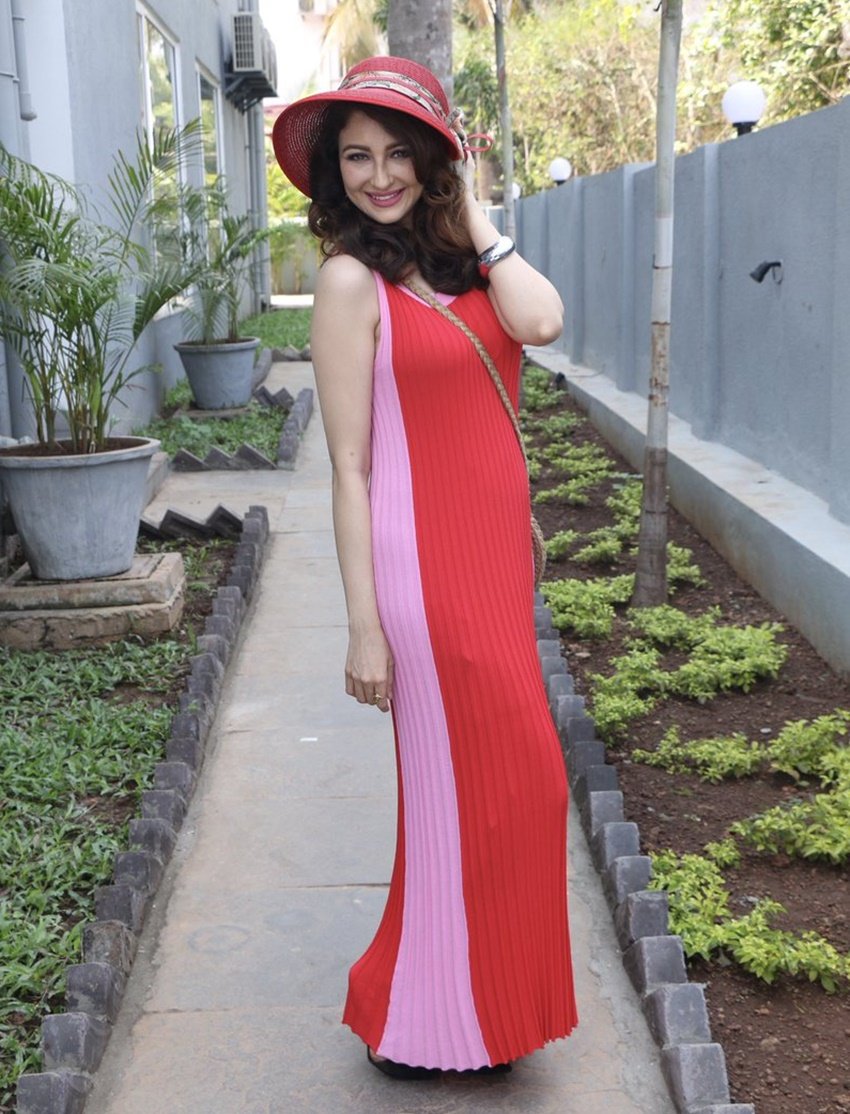saumya tandon, &TV, saumya tandon, actress saumya tandon, saumya tandon hot photos, gori mem, anita bhabhi, vibhuti narayan, anguri bhabhi, angoori bhabhi, saumya tandon bold photos, saumya tandon in goa, saumya tandon glamourous look, saumya tandon, Bhabhiji ghar par hain, television, entertainment, jansatta