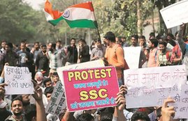 SSC, SSC scam, SSC Paper leak case,SSC EXAM SCAM, SSC Paper Leak. ssc scam news in hindi, cbi probe, cbi probe on ssc scam, protest against ssc scam, ssc scam protest news in hindi, student protest against ssc scam, cgo complex, new delhi, 2g scam, arushi murder case, blog, jansatta