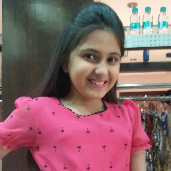 suhani bhatnagar,about suhani bhatnagar,suhani bhatnagar facts,suhani bhatnagar life,bollywood,dangal,babita phogat,dangal girl