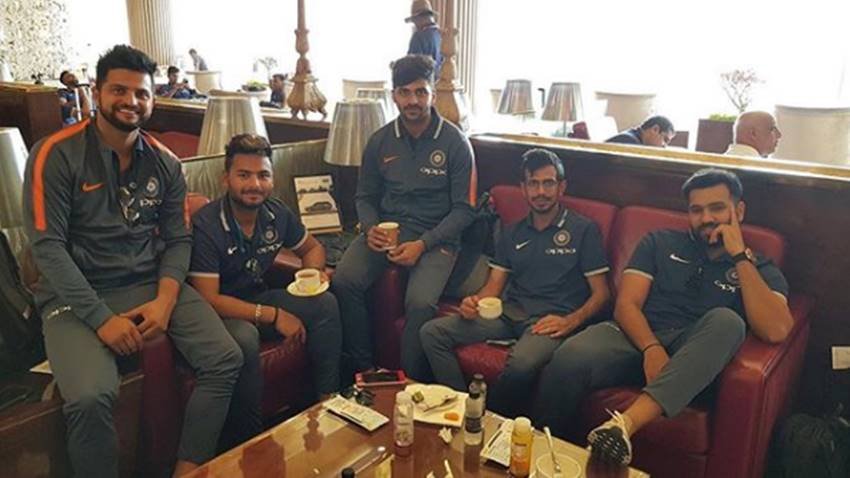 Suresh Raina, Suresh Raina pics, Suresh Raina photos, Suresh Raina pictures, Suresh Raina Instagram, Suresh Raina Instagram pics, Suresh Raina Instagram photos, indian cricket players, indian cricket players pics, indian cricket players photos, indian cricket players pictures, Team Bonding, Team Bonding of players, Photo on Instagram, photo gallery