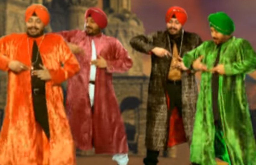 दलेर मेहंदी के गाने 'तुनक-तुनक' से लिया गया एक दृश्य दलेर मेहंदी के गाने 'तुनक-तुनक' से लिया गया एक दृश्य