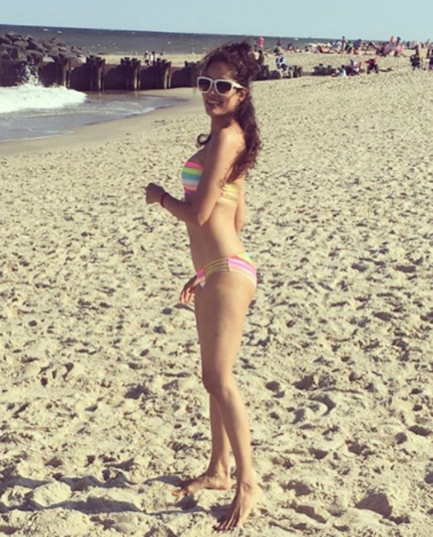 Vidya Malvade, actress Vidya Malvade, bollywood actress Vidya Malvade, chak de india, Chak De India Girl, glamorous photographs, Vidya Malvade in Bikini, glamorous Vidya Malvade, hot Vidya Malvade, Vidya Malvade instagram, Vidya Malvade latest pictures, Vidya Malvade hot posses, Vidya Malvade bold picture, Vidya Malvade yoga pose, Shah rukh Khan actress, shah rukh khan, entertainment, jansatta