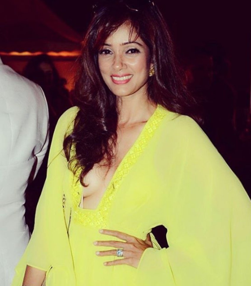 Vidya Malvade, actress Vidya Malvade, bollywood actress Vidya Malvade, chak de india, Chak De India Girl, glamorous photographs, Vidya Malvade in Bikini, glamorous Vidya Malvade, hot Vidya Malvade, Vidya Malvade instagram, Vidya Malvade latest pictures, Vidya Malvade hot posses, Vidya Malvade bold picture, Vidya Malvade yoga pose, Shah rukh Khan actress, shah rukh khan, entertainment, jansatta