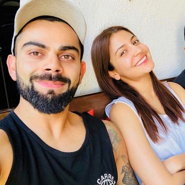 virat kohli,anushka sharma,varun dhawan,anushka sharma pregnant,sui dhaaga,virat kohli twitter,entertainment"