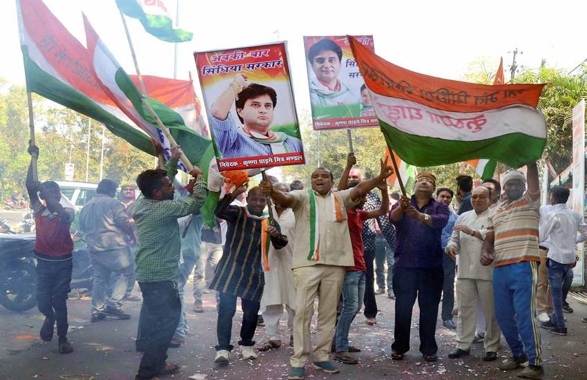 mungawali by election, kolaras by election, cm shivraj singh chouhan, bjp madhya pradesh road show, bjp, congress, Hindi news, news in Hindi, jansatta