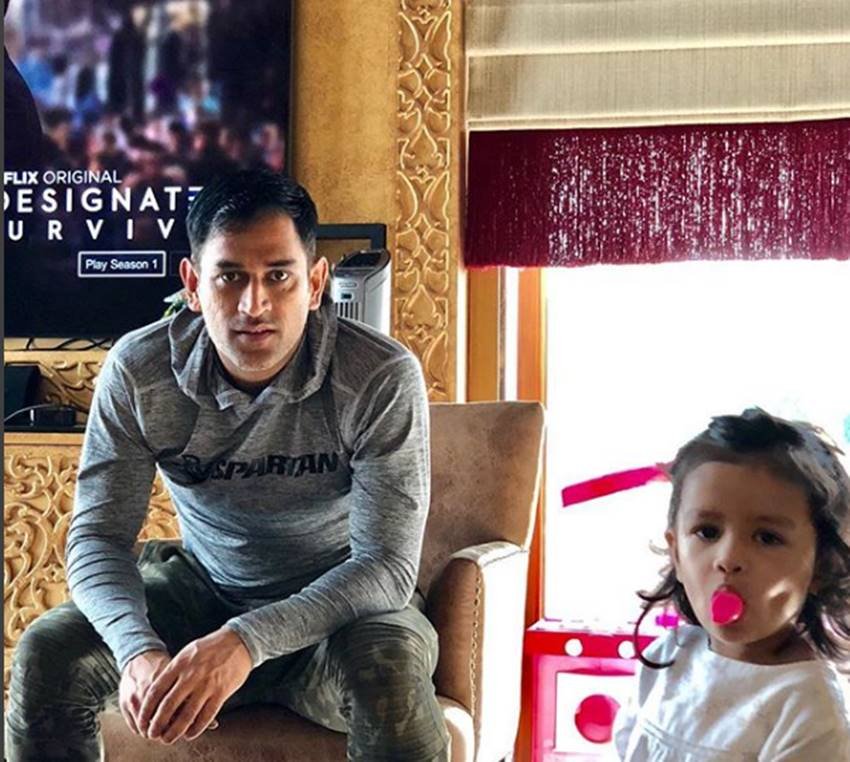 Mahendra Singh Dhoni, Mahendra Singh Dhoni daughter, Ziva, Ziva pics, Ziva photos, Ziva wallpapers, Ziva hd pics, Ziva new pics, Ziva holi pics, Ziva holi photos, Ziva Also Celebrated Holi, Dhoni Daughter Ziva, photo gallery