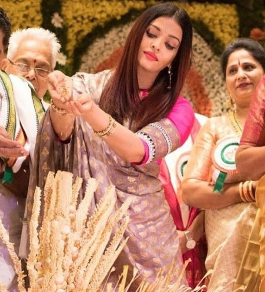 Aishwarya Rai bachchan, aishwarya in pink saree, aishwarya looks stunning, aishwarya at the inauguration of Buntera Bhavan, aishwarya in Pune, entertainment news, bollywood news, television news, entertainment news, bollywood news, television news, entertainment news