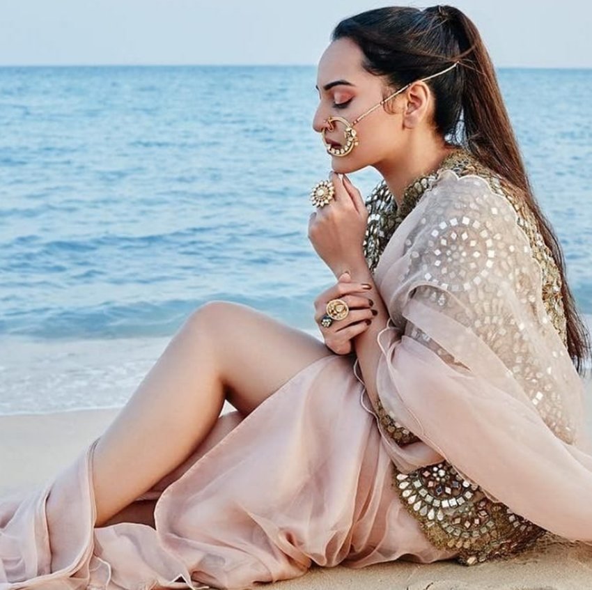 sonakshi sinha, sober photoshoot of sonakshi sinha, sonakshi looking beautiful, sonakshi with nath, sonakshi sinha in beach, see pictures of sonakshi sinha, entertainment news, bollywood news, television news, entertainment news, bollywood news, television news,entertainment news, bollywood news, television news, entertainment news, bollywood news, television news