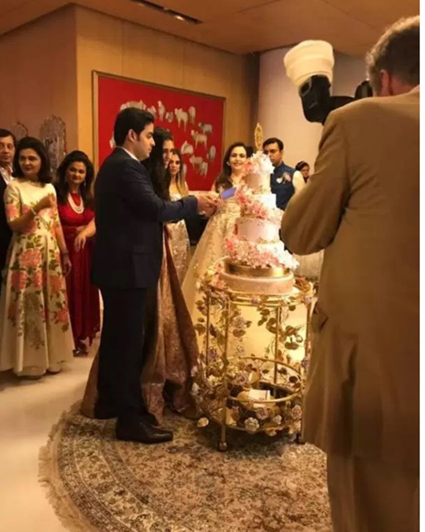 Akash Ambani, Shloka Mehta, Akash Ambani engagements pictures, Akash Ambani engagements Inside picture, beautiful pictures of Akash Ambani engagements, entertainment news, bollywood news, television news, entetainment news