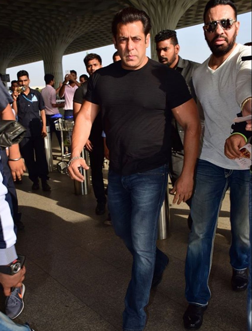 RACE 3, Salman khan, Jacqueline Fernandez, anil kapoor, daisy shah, bobby deol, salman khan in kashmir, Jacqueline Fernandez doing great fun, Jacqueline Fernandez shooting race 3, Jacqueline Fernandez, entertainment news, bollywood news