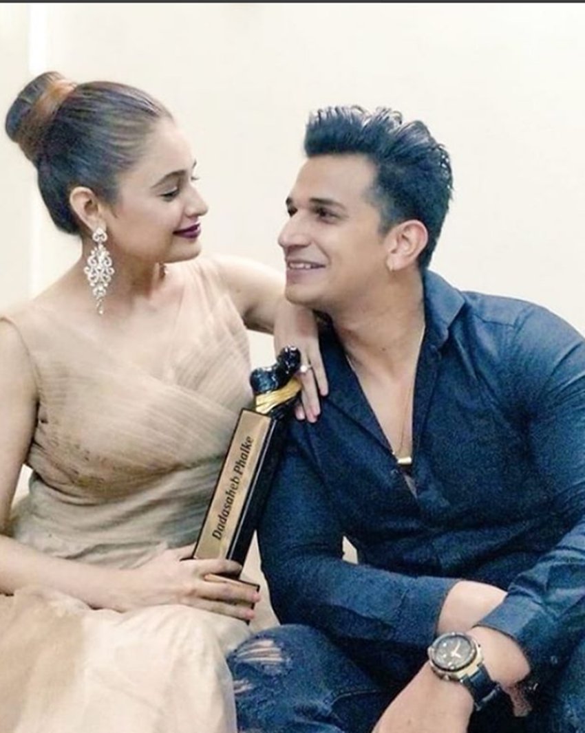 Dadasaheb Phalke Excellence Awards 2018, Dadasaheb Phalke award, shahid kapoor, hina khan, diljit dosanjh, shilpa shetty, jennifer winget, vikas gupta, yuvika chaudhary, shahid kapoor got the award see pictures, hina khan got the award, see pictures of Dadasaheb Phalke Excellence Awards 2018, entertainnment news, bollywood news, television news, entertainnment news, bollywood news, television news