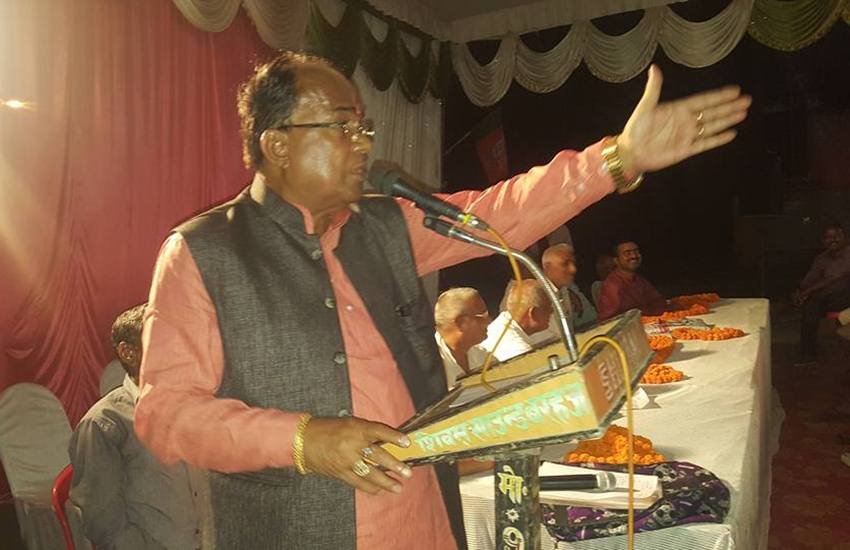 बीजेपी विधायक सुरेश तिवारी। फोटो- फेसबुक बीजेपी विधायक सुरेश तिवारी। फोटो- फेसबुक