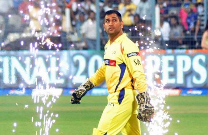 चेन्नई सुपर किंग्स के कप्तान महेंद्र सिंह धोनी।