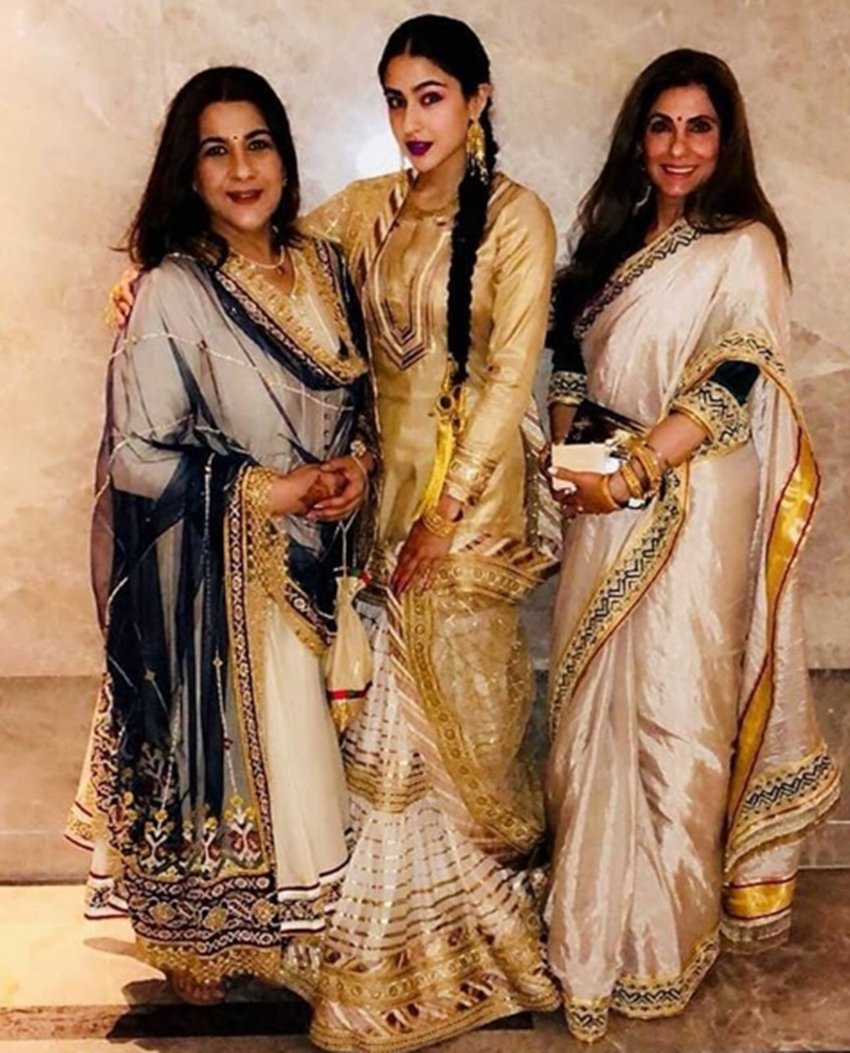Sara Ali Khan, sara looking amazing in traditional, simba girl sara ali khan, sara ali khan dress, sara poses with mummy Amrita Singh, sara ali khan and Dimple Kapadia, see pictures of sara ali khan, entertainment news, bollywood news, television news, bollywood news,entertainment news, bollywood news, television news