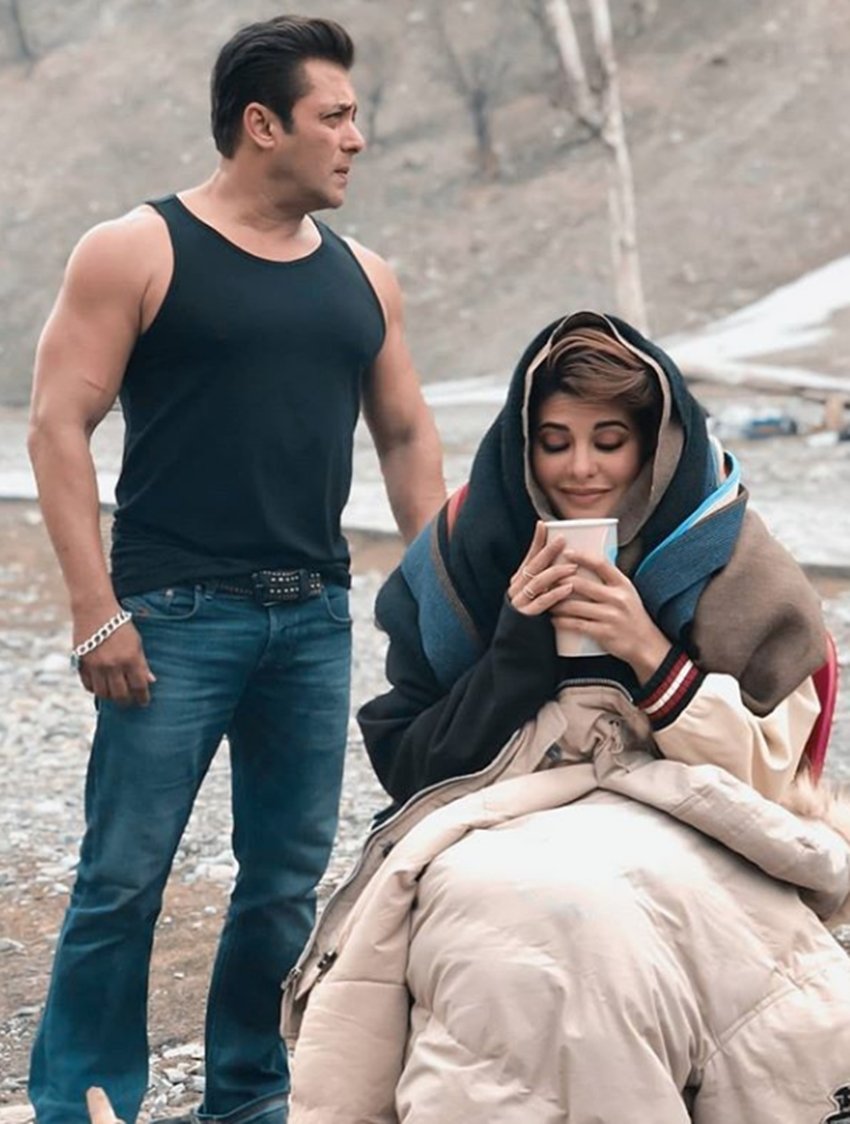 RACE 3, Salman khan, Jacqueline Fernandez, anil kapoor, daisy shah, bobby deol, salman khan in kashmir, Jacqueline Fernandez doing great fun, Jacqueline Fernandez shooting race 3, Jacqueline Fernandez, entertainment news, bollywood news