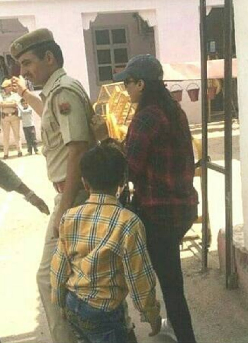 alman khan, salman khan latest news, salman khan zamanat, salman khan news, salman khan bail, salman khan verdict, salman khan case, salman khan bail plea, salman khan jail, blackbuck poaching case, blackbuck poaching case verdict, blackbuck poaching case latest news, blackbuck poaching case news, blackbuck poaching case latest news, blackbuck poaching case live