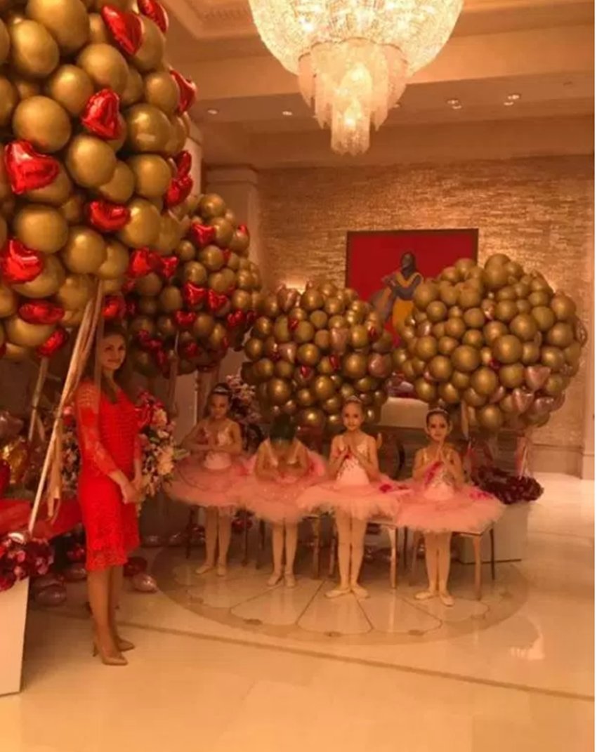 Akash Ambani, Shloka Mehta, Akash Ambani engagements pictures, Akash Ambani engagements Inside picture, beautiful pictures of Akash Ambani engagements, entertainment news, bollywood news, television news, entetainment news
