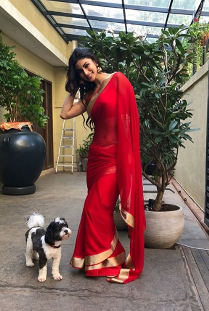 naagin actress mouni roy, naagin 2 populer actress, akshay kumar gold actress mouni roy, mouni roy will steal your heart, see pictures of mouni, mouni in light pink colour saree, entertainment news, bollywood news, television news, entertainment news, entertainment news, bollywood news, television news