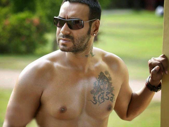 Bollywood Celebs Tattoo, Bollywood Stars Tatoo, Celebs Tattoo Pics, Bollywood Celebs Tattoo, Bollywood Actors Tattoo, Bollywood Actress Tattoo, Actress Tatoo Love, Actors Tatoo Pics, Akshay Kumar Tattoo, Deepika Padukone Tatoo, Prateik Babbar Tatoo, Amy Jackson Tatoo, Hritik Roshan Tatoo, Celina Jaitley Tattoo, Saif Ali Khan Tatoo, Manyata Dutt Tatoo, Photo Gallery, Jansatta"