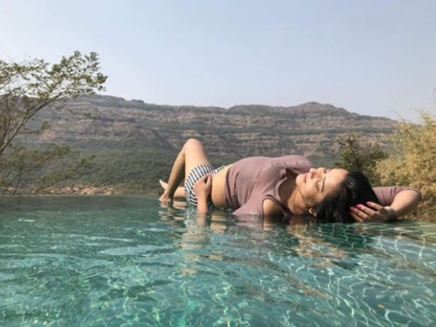 actress monalisa, monalisa love to wear bikines, actress monalisa, tv actress monalisa, bikines pictures of monalisa, see pictures of actress monalisa, entertainment news, bollywood news