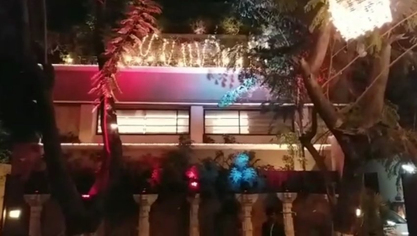 PHOTOS: सोनम कपूर की शादी की तैयारियां शुरू, मम्मी सुनीता ने दुल्हन की तरह सजाना शुरू किया घर!