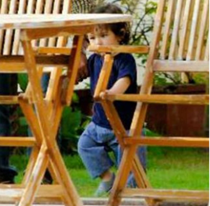 photos of taimur ali khan, taimur with cousin inaaya, taimur and inaaya naumi, inaaya naumi in swimming pool, inaaya naumi, taimur ali khan outside swimming pool, inaaya naumi with papa kunal khemu, entertainment news, bollywood news, television news, entertainment news, bollywood news, television news
