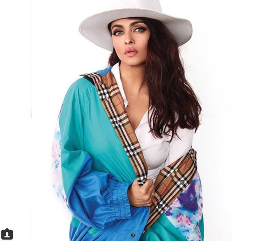 Aishwarya Rai, Aishwarya Rai photoshoot, Aishwarya Rai photoshoot pics, Aishwarya Rai new photoshoot, Aishwarya Rai pics, Aishwarya Rai photos, Aishwarya Rai pictures, Aishwarya Rai and vogue, Bollywood Actress, Bollywood Actress Aishwarya Rai, New Photoshoot, New Photoshoot of aishwarya, Fashion Magazine Vogue, Fashion Magazine Vogue india, photo gallery
