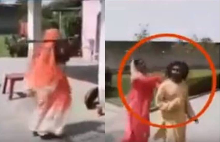 पुजारी के चेले की पिटाई करता किन्नर व मंदिर परिसर में खड़ी कार पर वार करती महिला। (फोटोः यूट्यूब)
पुजारी के चेले की पिटाई करता किन्नर व मंदिर परिसर में खड़ी कार पर वार करती महिला। (फोटोः यूट्यूब)